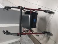 CS2243/2026 Deambulatore Medline